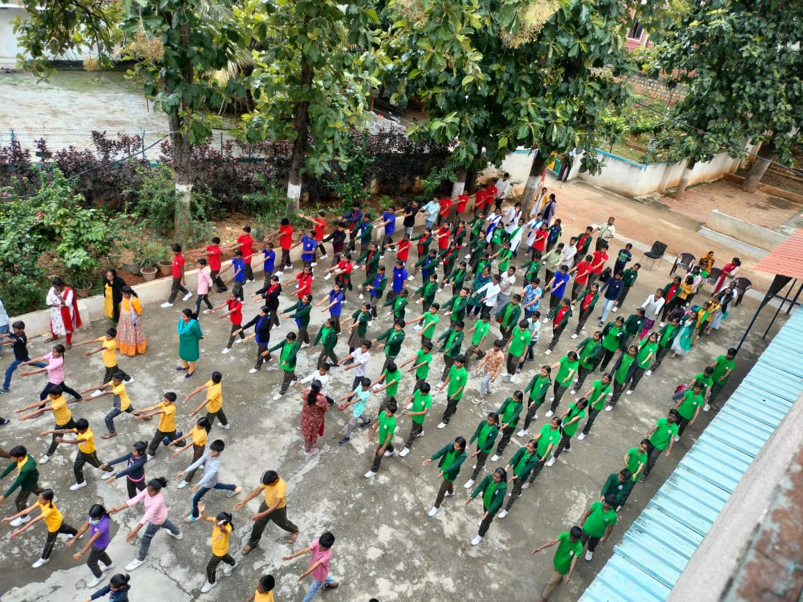 School Moment #01